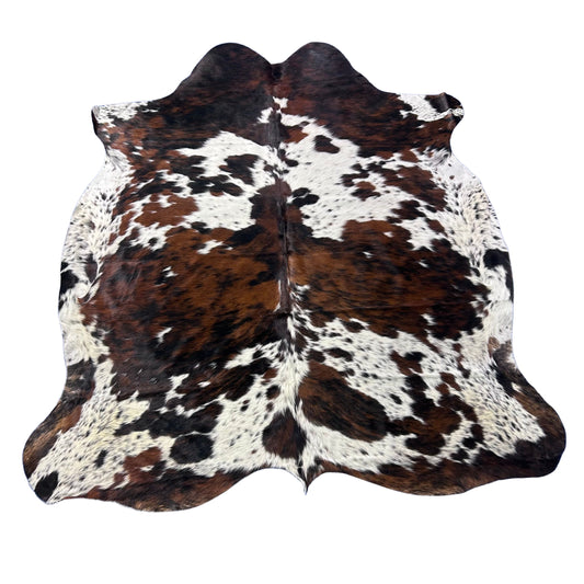 Tricolor Cowhide Rug (41 sq ft) Size: 7x6.5 feet Colombia-103A