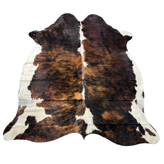 Tricolor Cowhide Rug (39 sq ft) Size: 7x6 feet Colombia-19