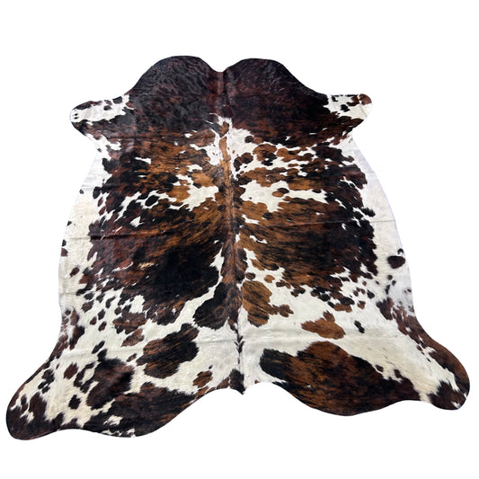 Tricolor Cowhide Rug (43.75 sq ft) Size: 7.5x7 feet Colombia-427
