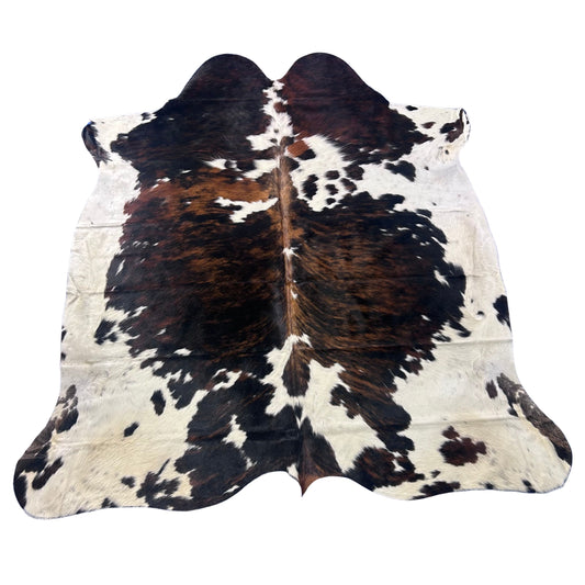 Tricolor Cowhide Rug (47 sq ft) Size: 7x6.7 feet Colombia-66
