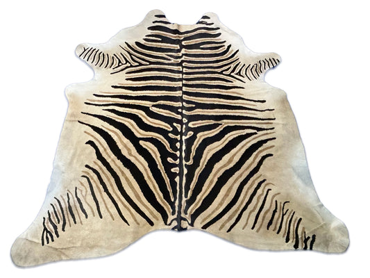 Tapis en peau de vache Joice moyennement foncé Taille : 7,2 x 6,5 pieds D-126