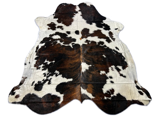 Gorgeous & HUGE Tricolor Cowhide Rug Size: 8x7 feet D-233
