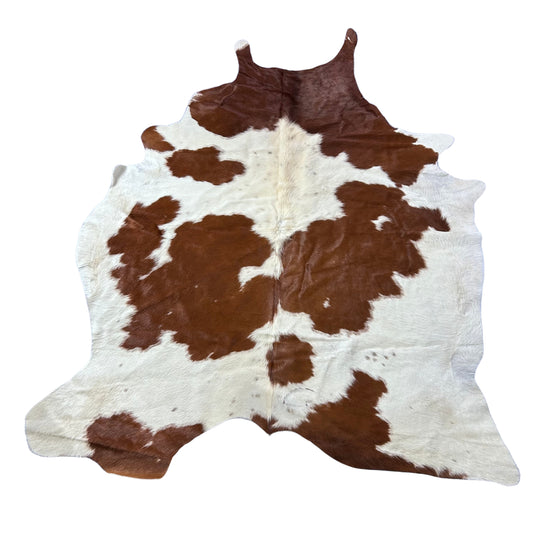 Brown and White Cowhide Rug Size: 8x6.2 feet D-881