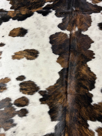 Tricolor Cowhide Rug (quite spotted) Size: 8x7 feet D-109