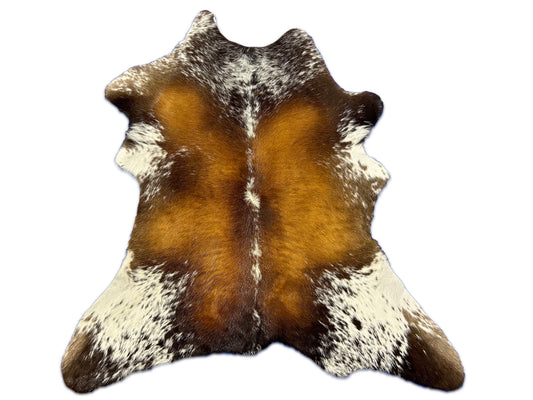 Tricolor Calf Skin Size: 36x32" O-397