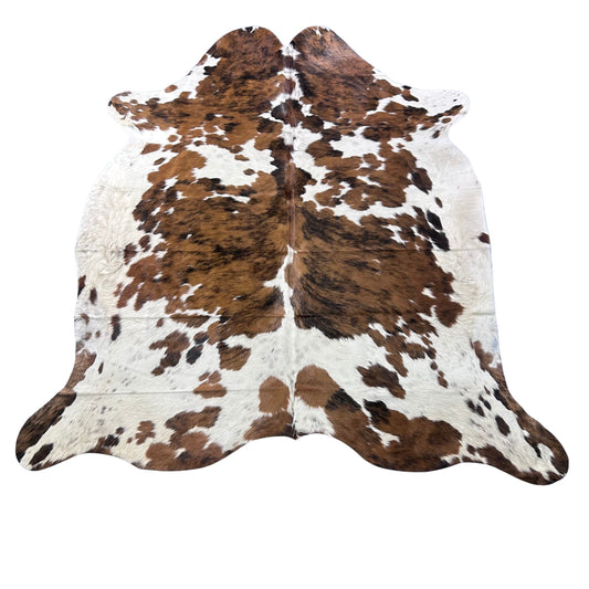 Tricolor Cowhide Rug (39 sq ft) Size: 7x7 feet X-009