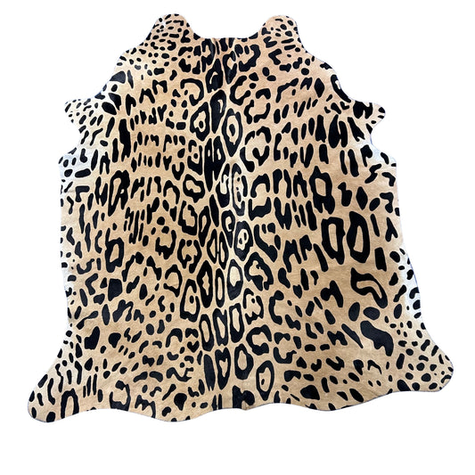 Light Jaguar Cowhide Rug Size: 7x5.5 feet Y-128
