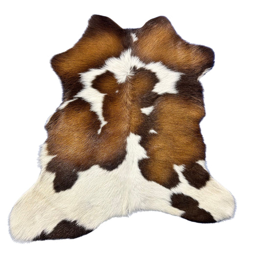 Tricolor Calf Skin Size: 34x30" Z-320