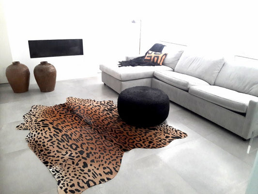 Jaguar Print Cowhide Rug Average Size: 7' X 6' Beige/Black Jaguar Cowhide Rug