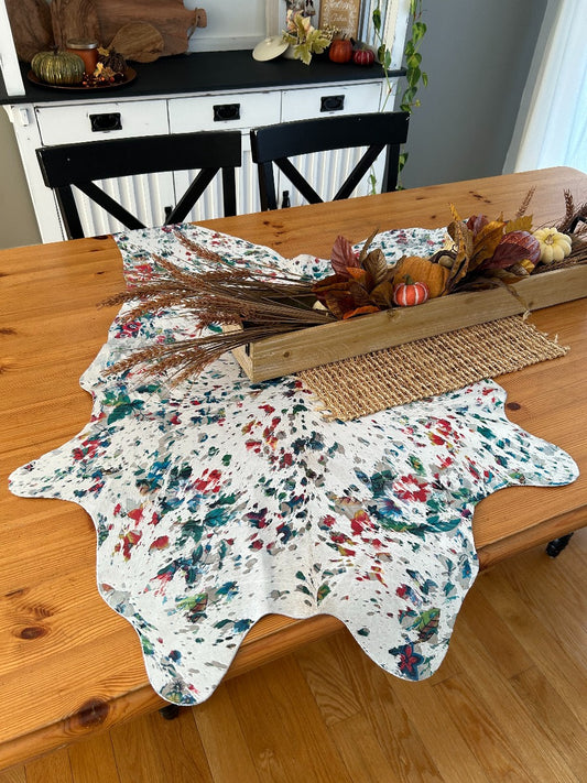 Chemin de table en cuir de veau blanc / Cuir de veau à motifs floraux multicolores délavé à l'acide / Délavé à l'acide - Taille moyenne : 41 po X 32 po
