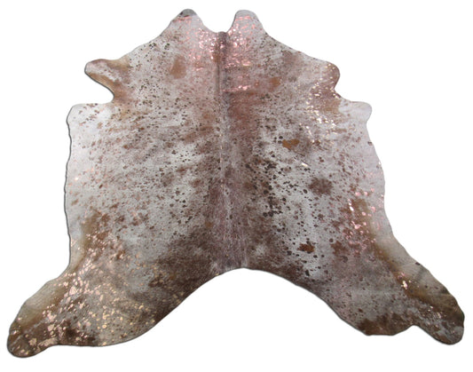 Tapis en peau de vache marron et blanc bronze Taille : 7' X 6 1/2' Tapis en peau de vache délavé à l'acide marron/bronze K-163