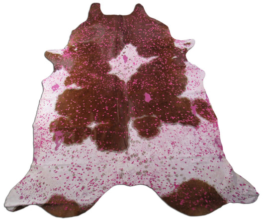 Tapis en peau de vache marron et rose Taille : 8' X 6 1/2' Tapis en peau de vache marron/rose délavé à l'acide K-235