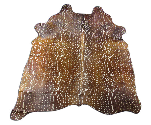 Tapis en peau de vache à imprimé cerf Axis (1 patch marron foncé/quelques variations de tons) Taille : 7x5,7 pieds K-308