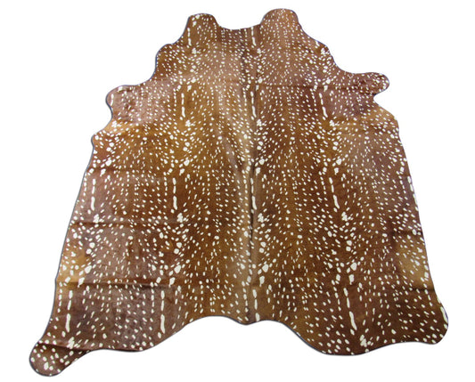 Tapis en peau de vache à imprimé cerf Axis (1 patch marron moyen/quelques variations de tons) Taille : 7x6 pieds K-310
