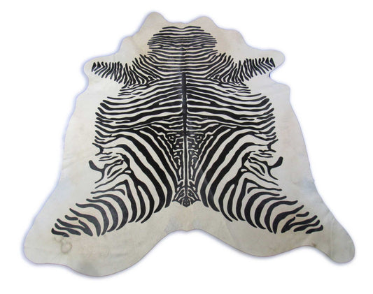 Tapis en peau de vache à imprimé zèbre, qualité brute (quelques cicatrices/fond beige clair/marque de feu) Taille : 7,2x6,2 pieds M-1600