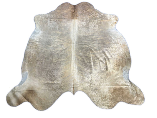 Gorgeous Beige Cowhide Rug with a Bit of Brindle Pattern Cowhide Rug (Shiny) Size: 7.5x7 feet O-383