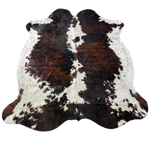 Tricolor Cowhide Rug (45.5 sq ft) Size: 7.5x7 feet Colombia-81