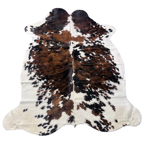 Tricolor Cowhide Rug (35 sq ft) - GORGEOUS Size: 7x6 feet Colombia-104