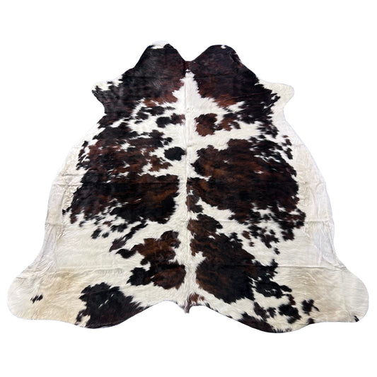 Tricolor Cowhide Rug (41.25 sq ft) Size: 7.5x7 feet Colombia-182