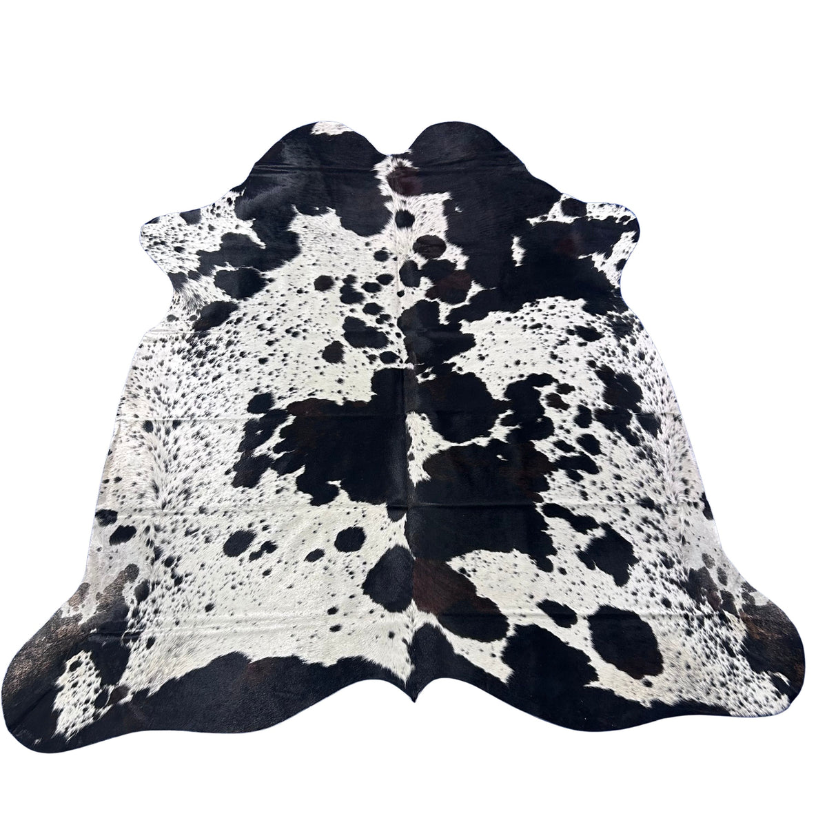 Spotted Black and White Cowhide Rug (a bit of brown/ 39.75 sq ft) Size: 7x7 feet Colombia-265