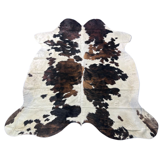 Tricolor Cowhide Rug (39.75 sq ft) Size: 7x7 feet Colombia-85A