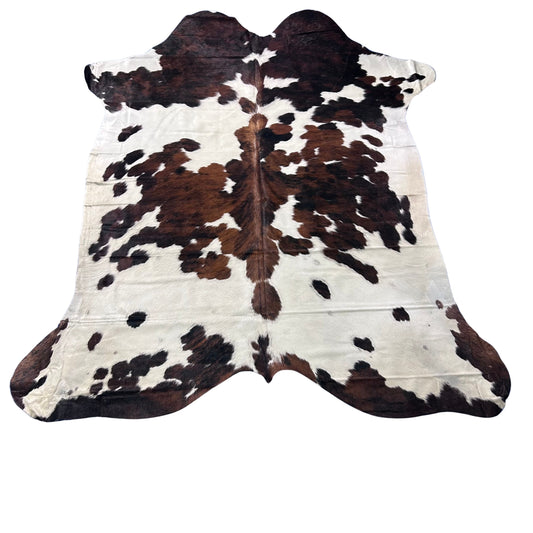 Tricolor Cowhide Rug (36 sq ft) Size: 7.5x6.7 feet Colombia-132