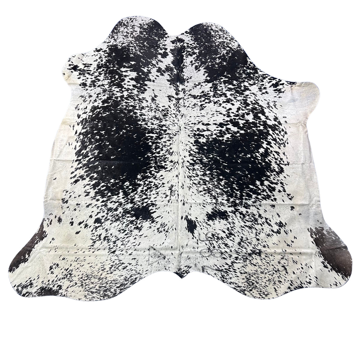 Salt & Pepper Black and White Cowhide Rug (41 sq ft) Size: 7x7 feet Colombia-21