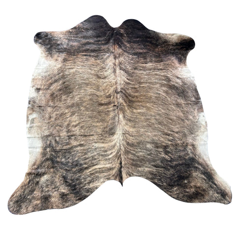 Medium Brindle Cowhide Rug (39 sq ft) Size: 7x6 feet Colombia-55