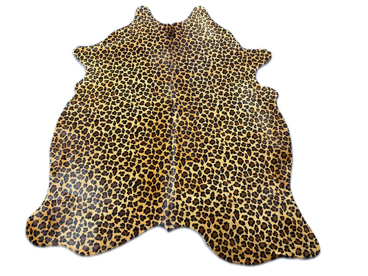 Leopard Print Cowhide Rug Size: 7x5.5 feet D-399