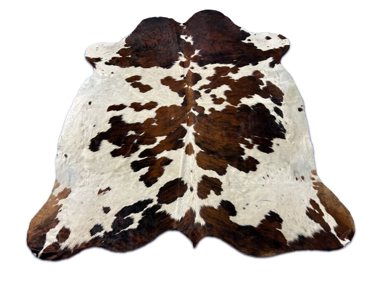 Tricolor Cowhide Rug (patch) Size: 7x6 feet D-412