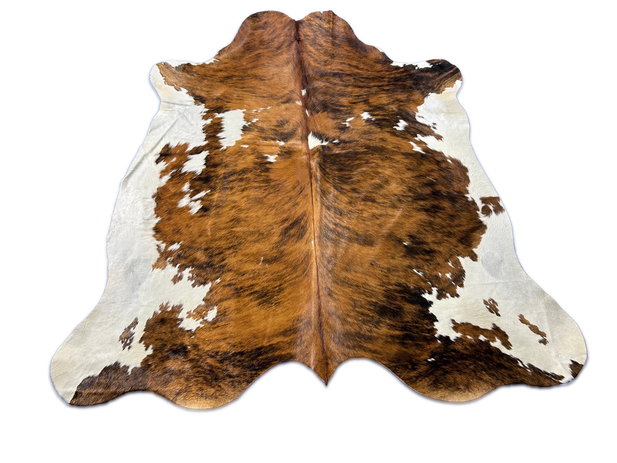 Tricolor Cowhide Rug (light brown) Size: 7x6.2 feet D-413