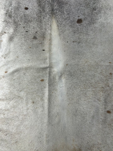 Gorgeous Fine Speckled Cowhide Rug (looks almost palomino/alpen/ shiny hair) Size: 7x6 feet D-448