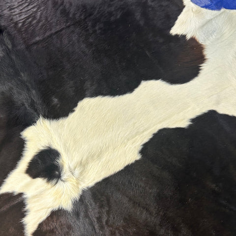 Black & White Cowhide Rug (dark brown) Size: 8x7 feet D-483