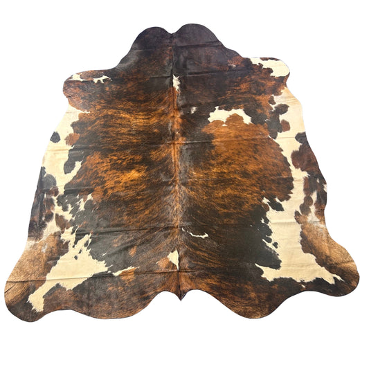 Tricolor Cowhide Rug Size: 7x7 feet D-540