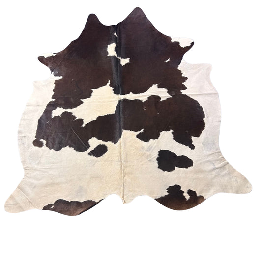 Black & White Spotted Cowhide Rug (black is a bit brownish) Size: 7x6.5 feet D-560