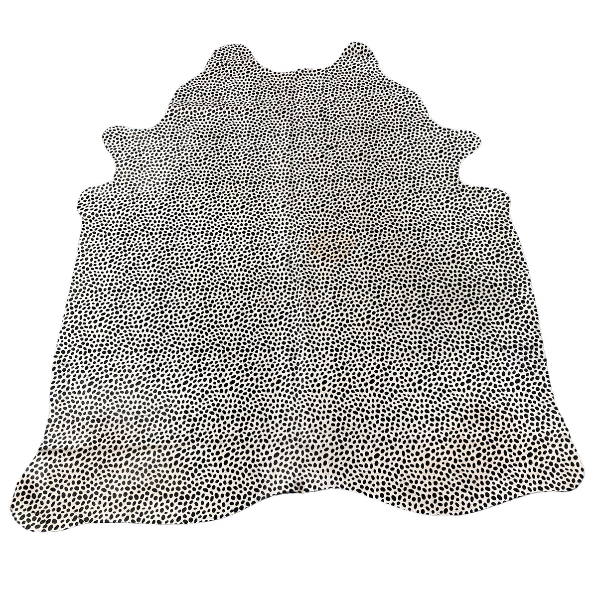 Cheetah Cowhide Rug (very light background/center has a light beige spot) Size: 7x6.2 feet D-599