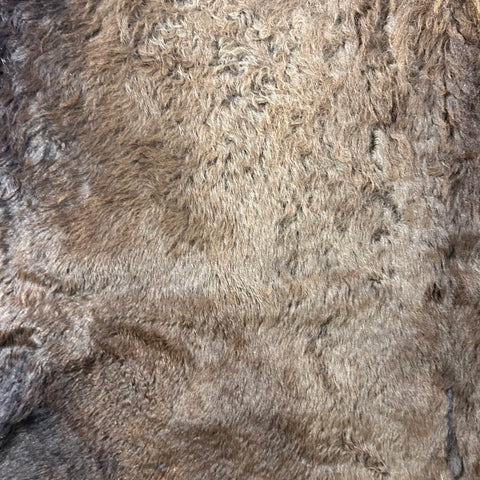 Bison Skin (huge, winter coat, beautiful and huge skin) Size: 8x7 feet LOT # 9