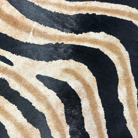 Genuine Zebra Cowhide Rug (dark inner lines) Size: 6.5x6 feet Z-314
