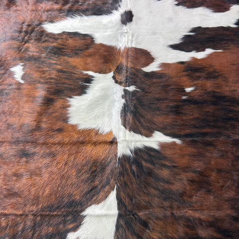 Tricolor Cowhide Rug (42.75 sq ft) Size: 8x7 feet Colombia-270