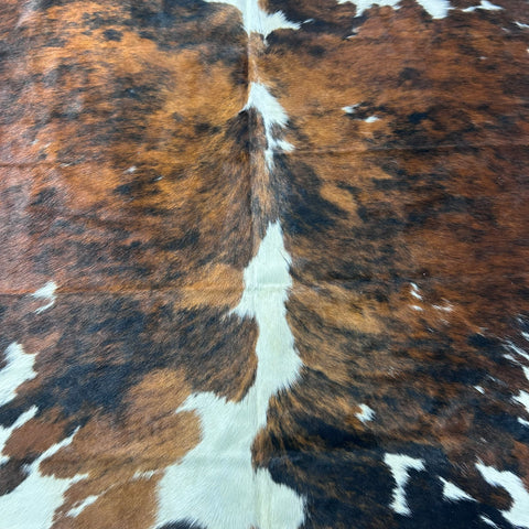 Tricolor Cowhide Rug (43 sq ft) Size: 8x7 feet Colombia-279