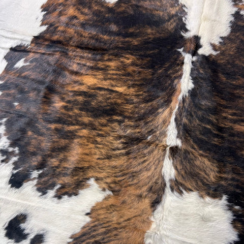 Tricolor Cowhide Rug (41.25 sq ft) Size: 7.5x6.5 feet Colombia-189