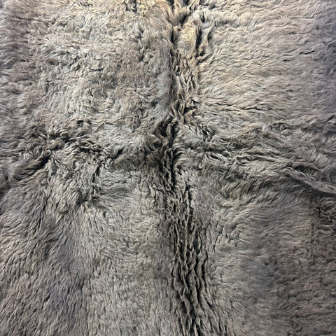 Beautiful Bison Skin (nice tail/lush fur) Size: 8x7 feet Bison # 19