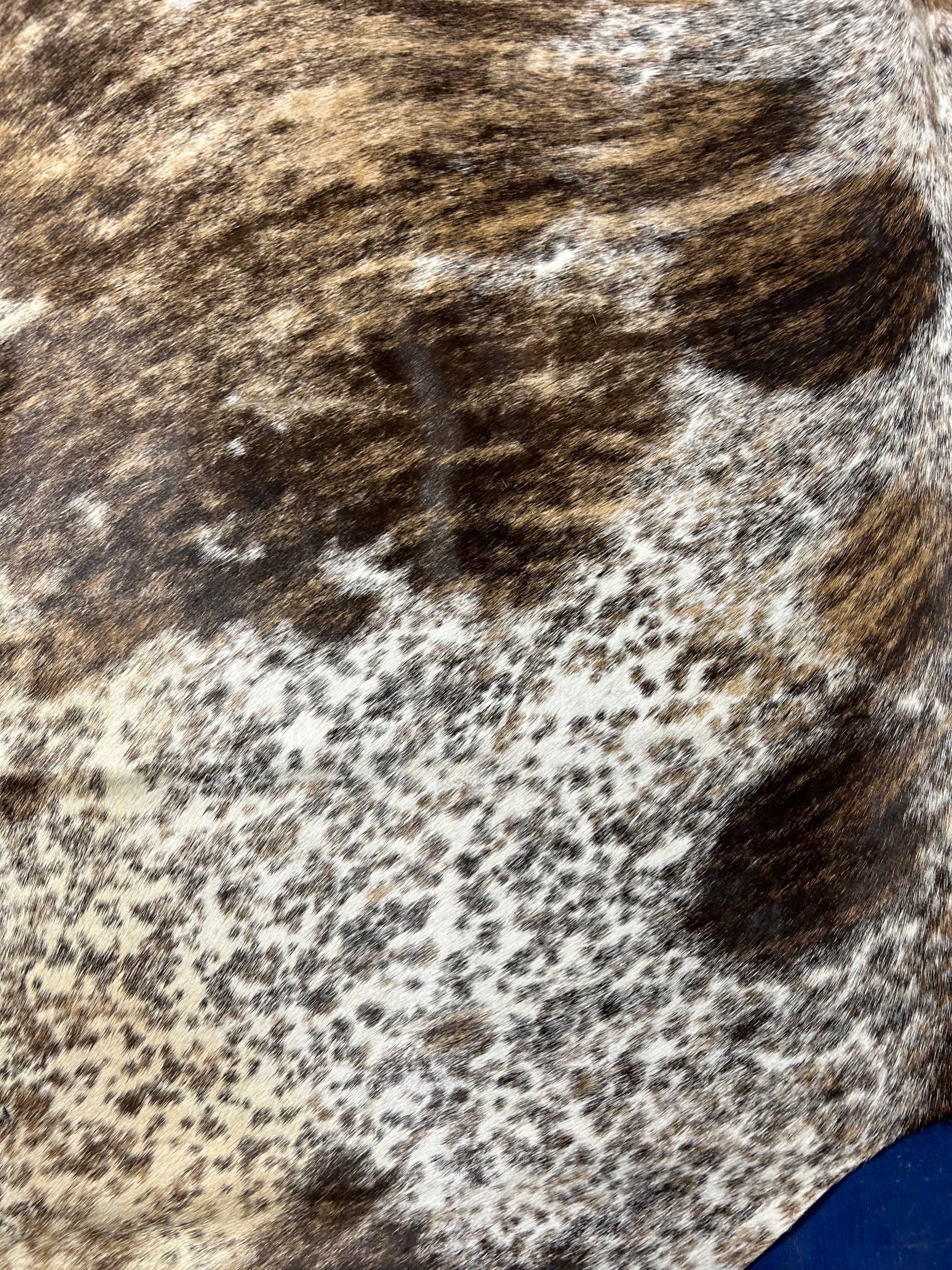 Gorgeous Brazilian Speckled Brindle Tricolor Cowhide Rug Size: 8x7 feet O-405