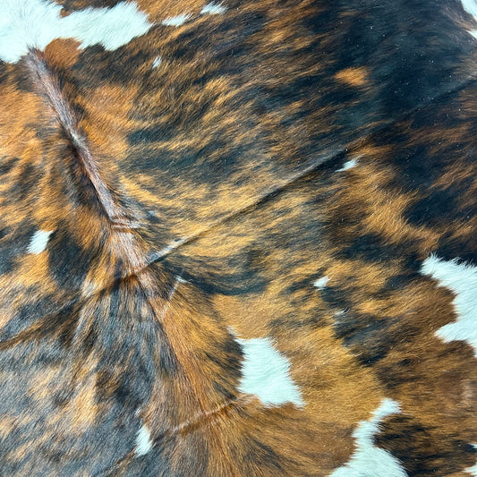 Tricolor Cowhide Rug (beautiful) Size: 7x7 feet X-040