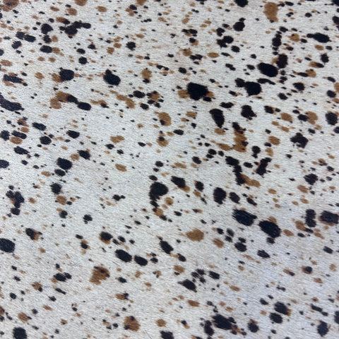 Salt & Pepper Tricolor Cowhide Rug (Fine Print/ big hide) Size: 8x7 feet Z-016