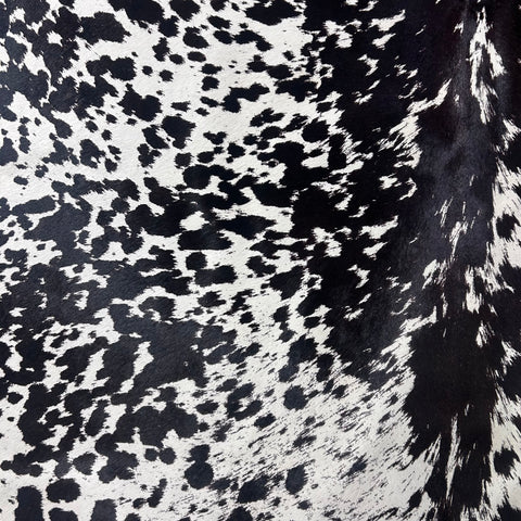 Speckled Black and White Printed Cowhide Rug Size: 7x5.5 feet Z-018