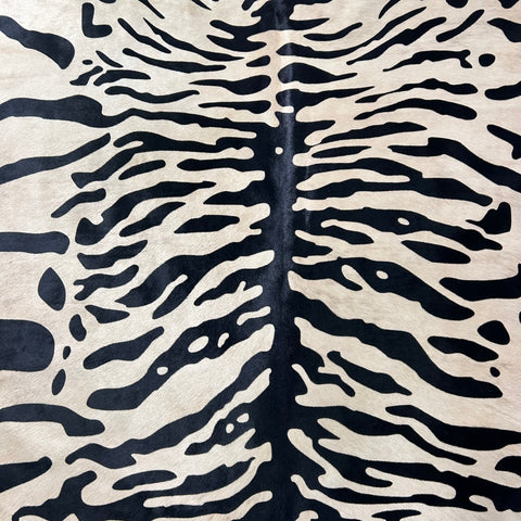 Tiger Print Cowhide Rug Size: 7x6 feet Z-339