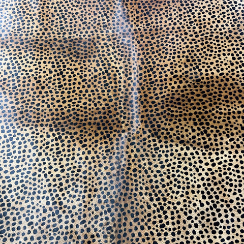 Cheetah Print Cowhide Rug Size: 7x6 feet Z-341