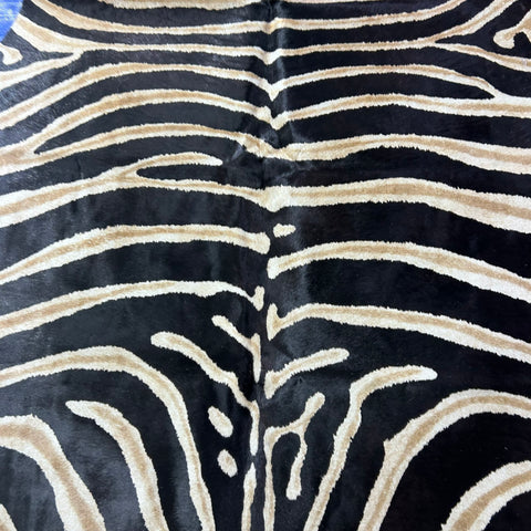 Genuine Zebra Cowhide Rug (Dark inner stripes/ Natural Brown Spot) Size: 6x6 feet Z-182