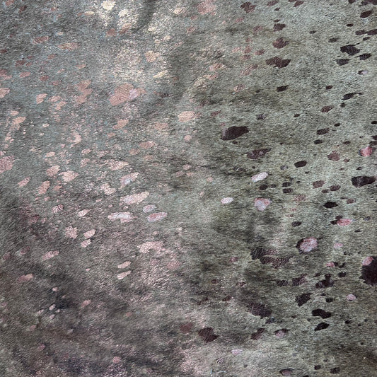 Light Brindle Cowhide Rug with Bronze Metallic Acid Washed Size: 8x7 feet Y-062